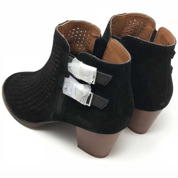 Vionic Suede Boots w/Good Arch Support - Picture 4 of 8